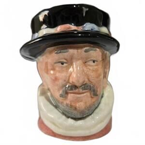 Royal Doulton Beefeater Mini Character Jug / D6452 / 2.5" / Vintage